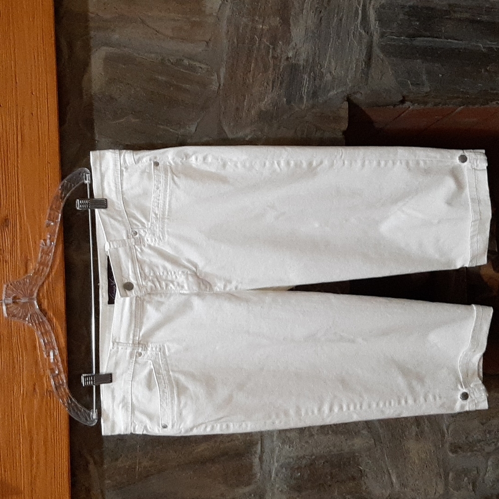 Gloria Vanderbilt Skimmer capri pants size 12.